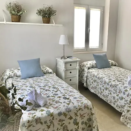 Flores Apartman *