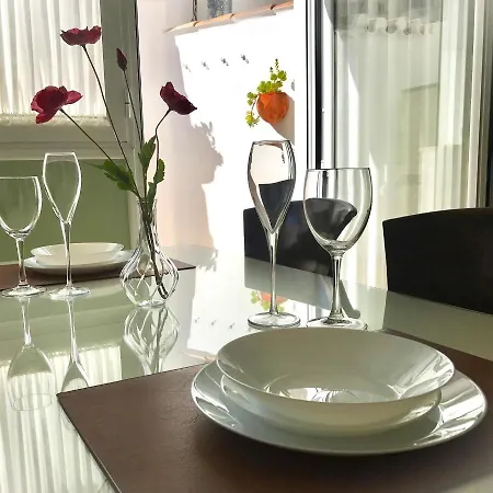 Apartament Flores *